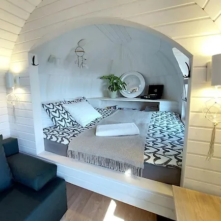 Igluhut On The South Coast Of 200m From The Sea! * Lohusalu