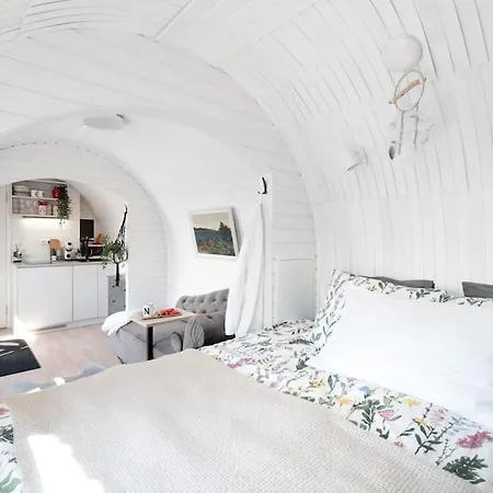 Igluhut On The South Coast Of 200m From The Sea! Tatil Evi *