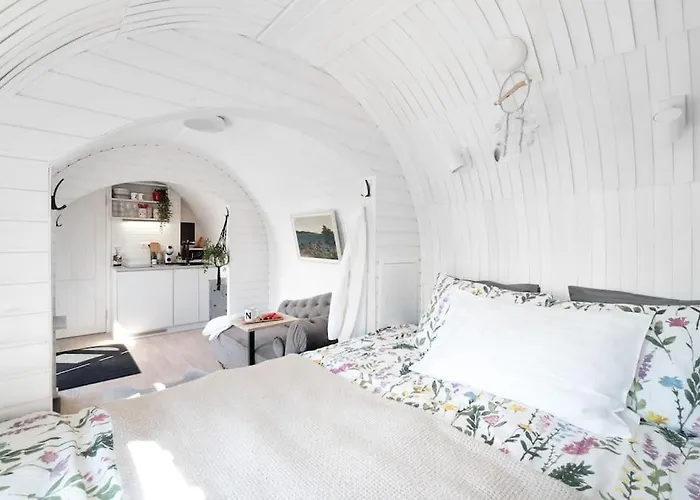 Igluhut On The South Coast Of 200m From The Sea! Vakantiehuis *